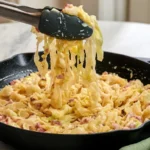 Cabbage carbonara skillet creamy sauce crispy bacon