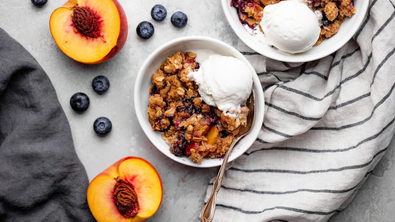 Blueberry Peach Crumble